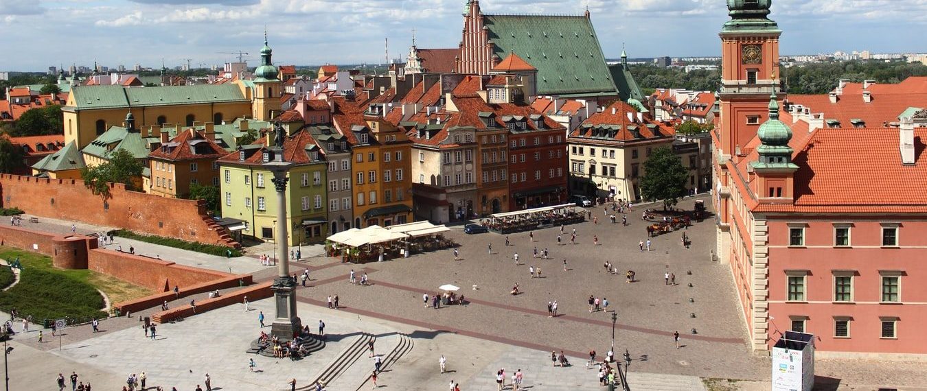 photo-1577133192629-5140c5371590